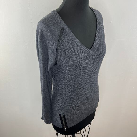 Feel The Piece Terre Jacobs Cashmere Leather Gray Long Sleeve VNeck Sweater XS/S - Picture 4 of 8